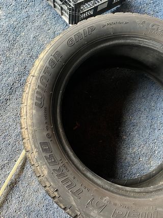 Neumáticos de invierno 205/50/16