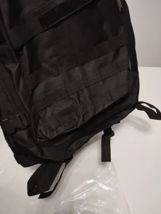 Mochila Táctica Multiusos Negra