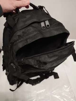 Mochila Táctica Multiusos Negra
