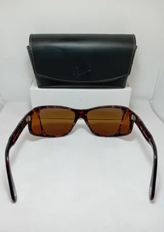 Occhiali da sole Persol 009 Polarized
