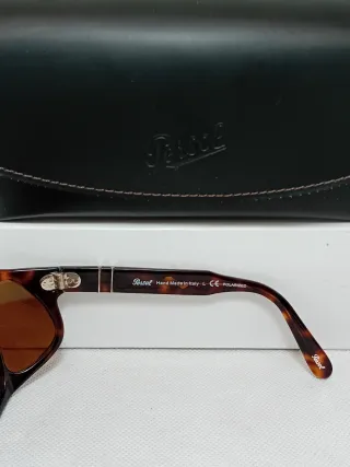 Occhiali da sole Persol 009 Polarized