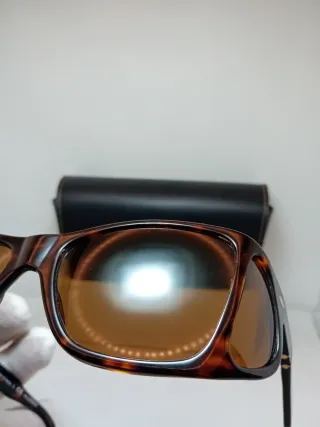 Occhiali da sole Persol 009 Polarized