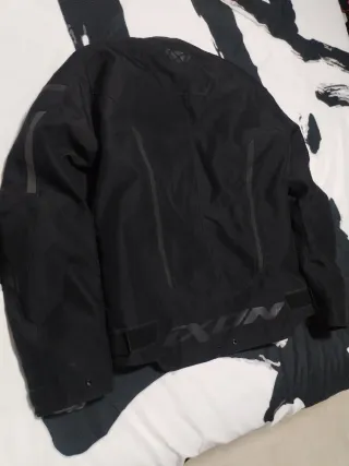 Chaqueta moto