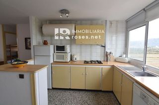 Piso en venta en Empuriabrava en Castelló d´Empúries