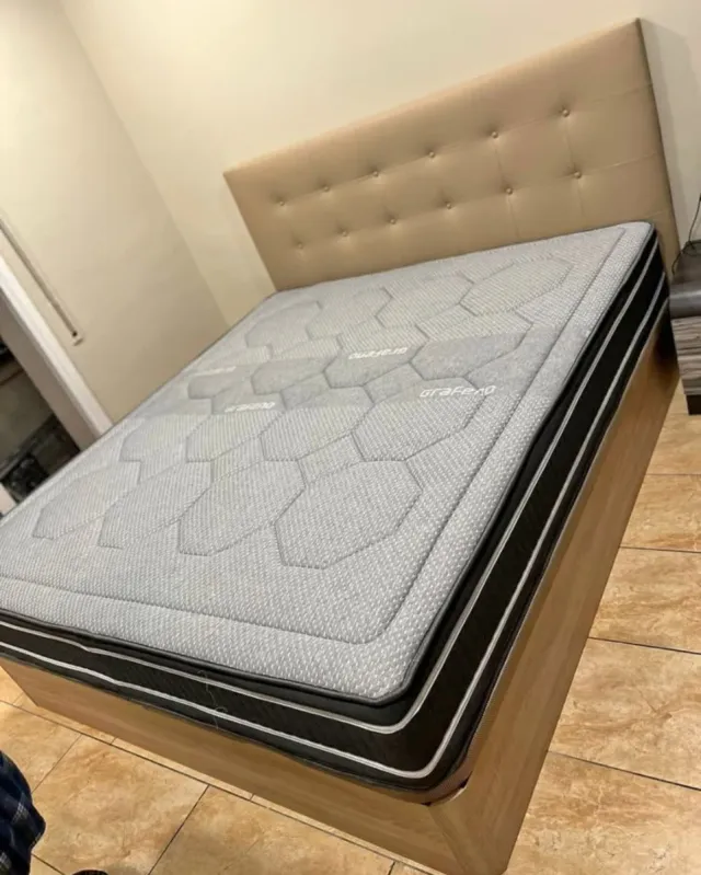 Canapés,colchones,somieres,base, cabezales,mesitas