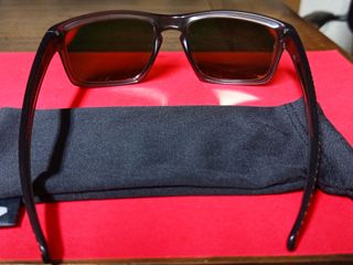 Occhiali da sole Oakley Sliver Polarizzati