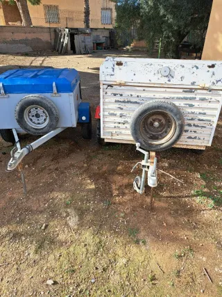 Se venden 2 remolques
