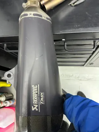 Escape Akrapovič TMAX