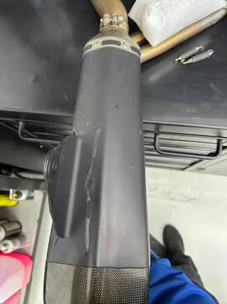 Escape Akrapovič TMAX