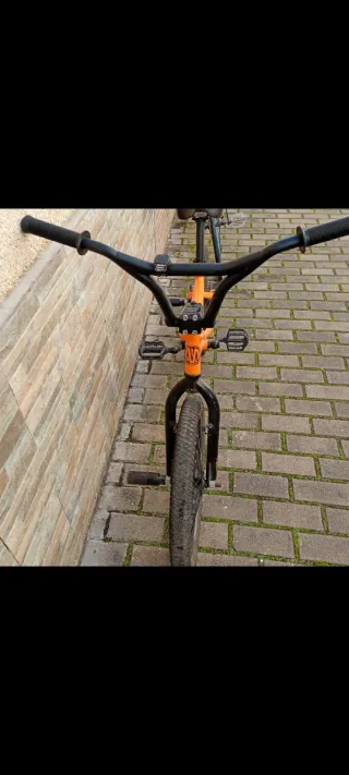 Bicicleta BMX Naranja