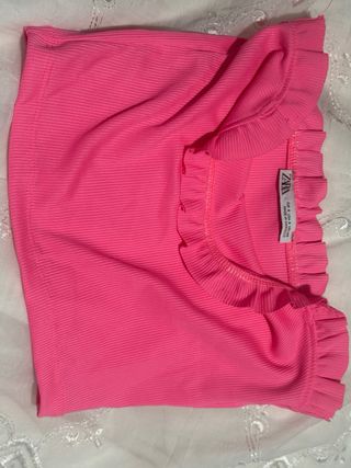 Top Zara rosa fucsia volantes talla S