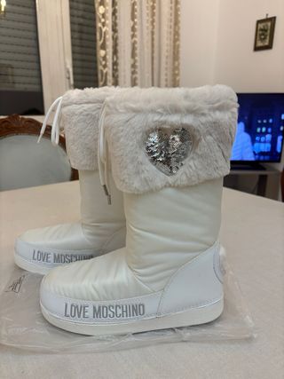 Doposci Moschino bianchi con cuore paillettes