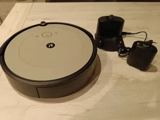 Aspirador Roomba i1 con cargador