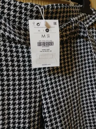 Pantalón campana estampado pata de gallo Talla M