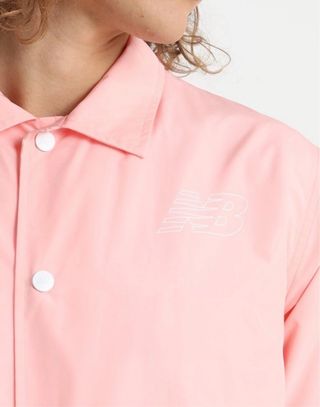 Chaqueta New Balance Rosa