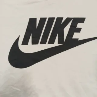 Felpa Nike Bianca con Cappuccio