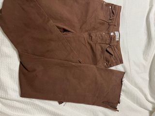 Pantalón vaquero Stradivarius marrón talla 36
