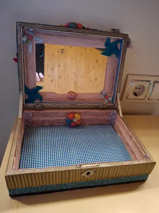 Caja vintage, una joya artesanal !