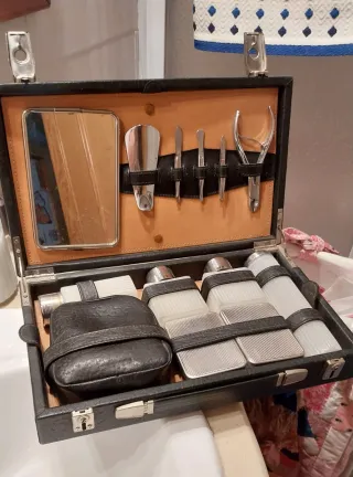 Borsa da toilette vintage da uomo anni '70