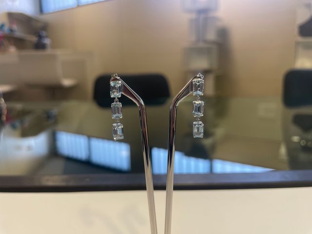 Pendientes Oro Blanco 18K Topacio Azul