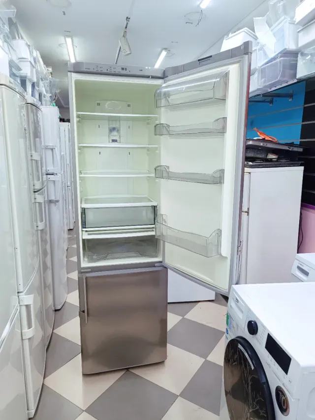 Frigorífico 'FAGOR' combi no frost