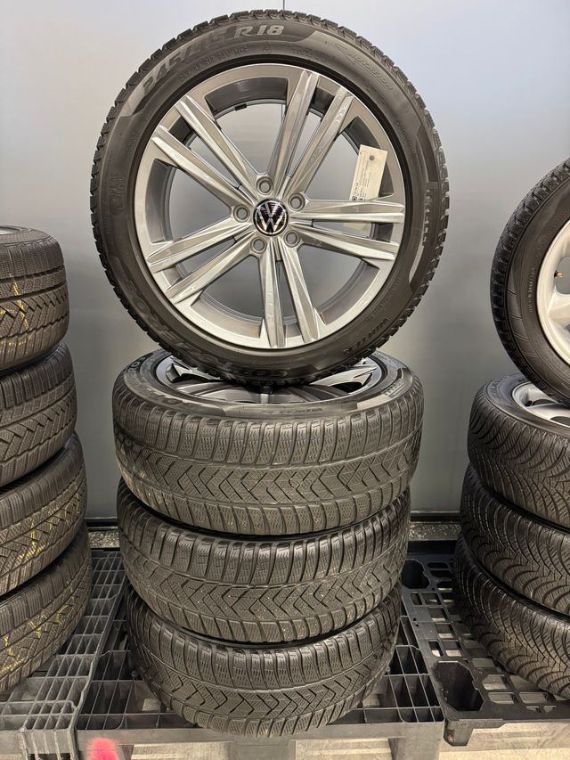 4 llantas Volkswagen de 18” neumáticos de invierno