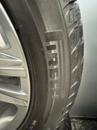 4 llantas Volkswagen de 18” neumáticos PIRELLI