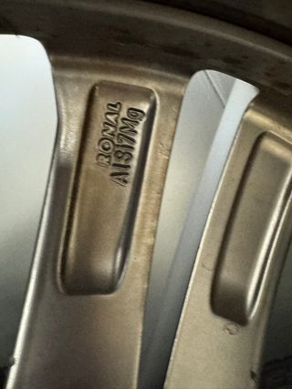 4 llantas Volkswagen de 18” neumáticos PIRELLI