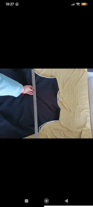 Bata de trabajo mujer negra y blanca