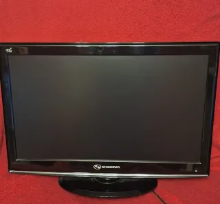 Televisor Schneider 23 Negro, en perfecto estado.