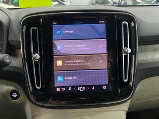 Volvo XC40 Plus Dark 2.0 B3 G 163CV Auto MHEV!!!!!