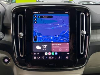 Volvo XC40 Plus Dark 2.0 B3 G 163CV Auto MHEV!!!!!