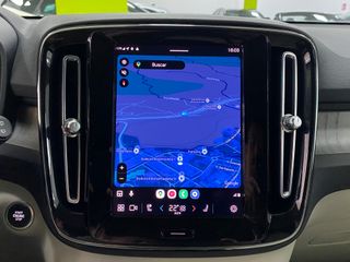 Volvo XC40 Plus Dark 2.0 B3 G 163CV Auto MHEV!!!!!