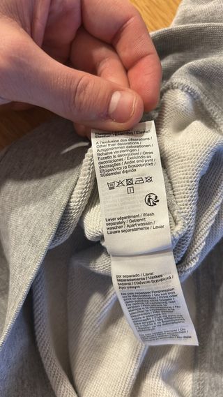 Sudadera Lacoste Logo Craquelado Gris – Talla L