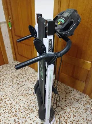 Cinta de correr Cecotec 1000W