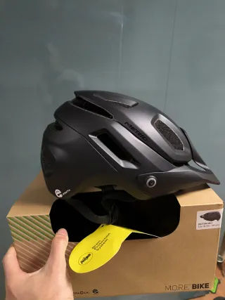 Casco Mérida Pector ME-1 Talla M