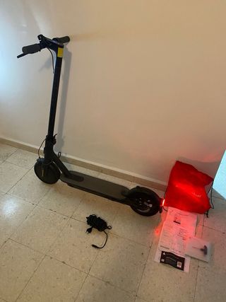 Patinete Eléctrico Xiaomi Essential