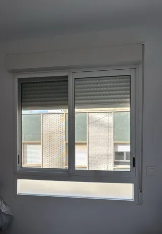 Ventanas correderas con persiana