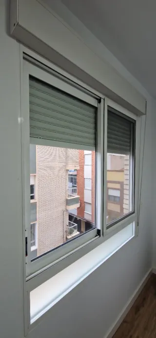 Ventanas correderas con persiana