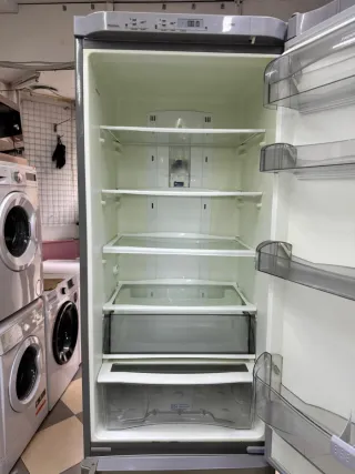 Frigorífico 'FAGOR' combi no frost