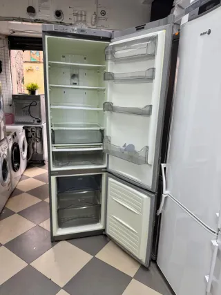 Frigorífico 'FAGOR' combi no frost