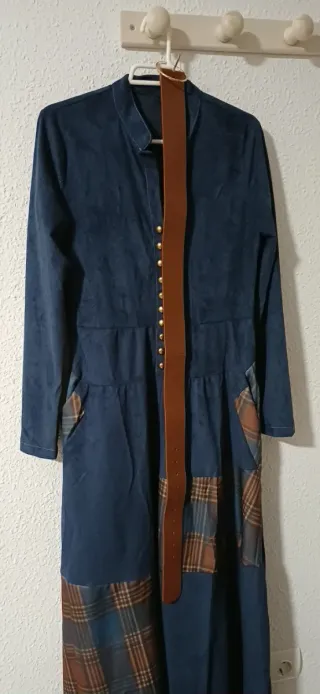 Vestido largo azul y marrón