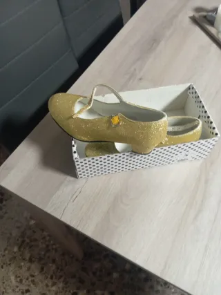 Zapatos Flamenca Niña Dorados Talla 34