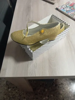 Zapatos Flamenca Niña Dorados Talla 34