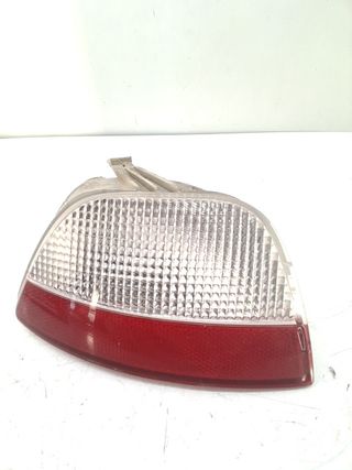 PILOTO TRASERO DERECHO PARAGOLPES FORD FOCUS II (DA_, HCP, D