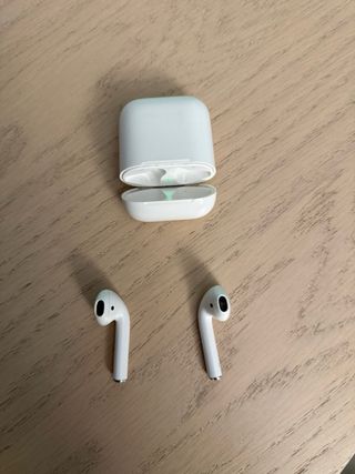 Airpods A1523 Derecho + 4h Autonomía