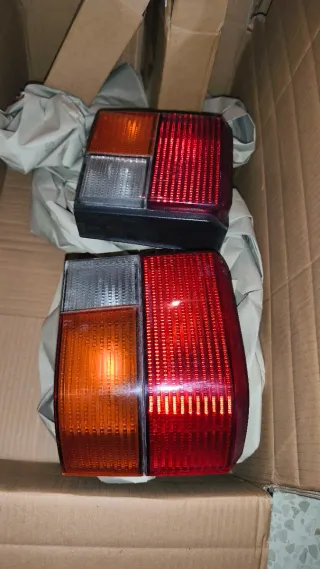 Faros traseros izquierdo y derecho VW T4