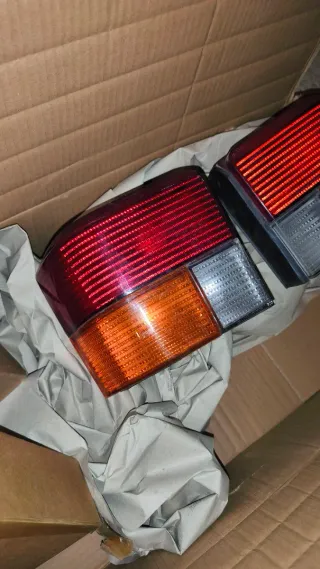 Faros traseros izquierdo y derecho VW T4