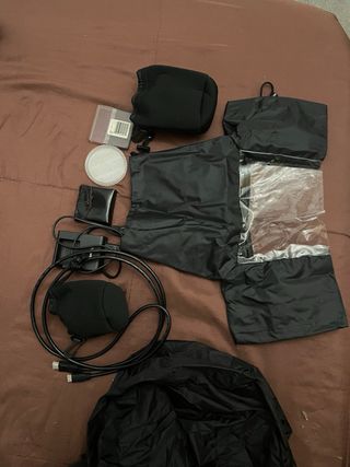 Kit Canon EOS 4000D:Cámara + Accesorios en su caj