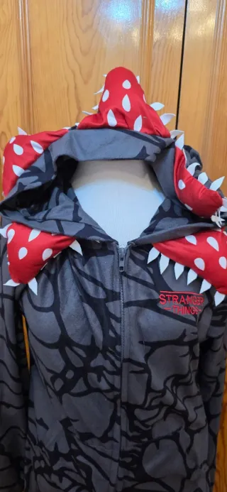 Pijama y Máscara Demogorgon Stranger Things